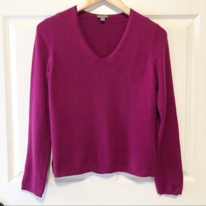 🌻 3/$25 Ann Taylor 100% Cashmere V-Neck Sweater